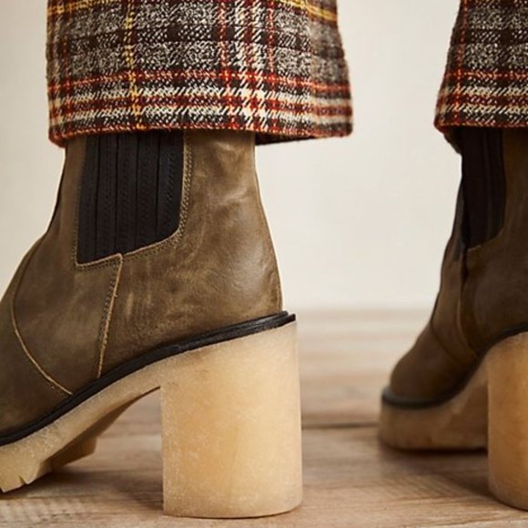 Free People James Chelsea Boots - Picture 3 of 10